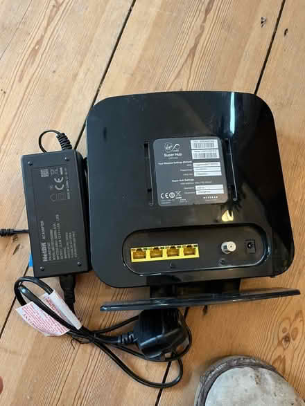 Photo of free Super hub router (Shoreham-by-Sea BN43) #1