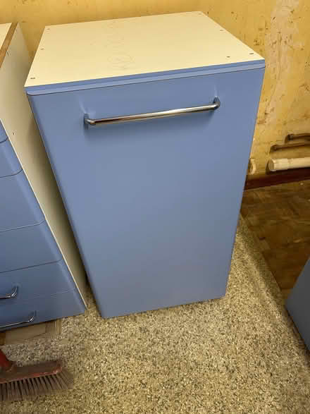 Photo of free Cabinets - kitchen type x 3 (Didcot, OX11) #1