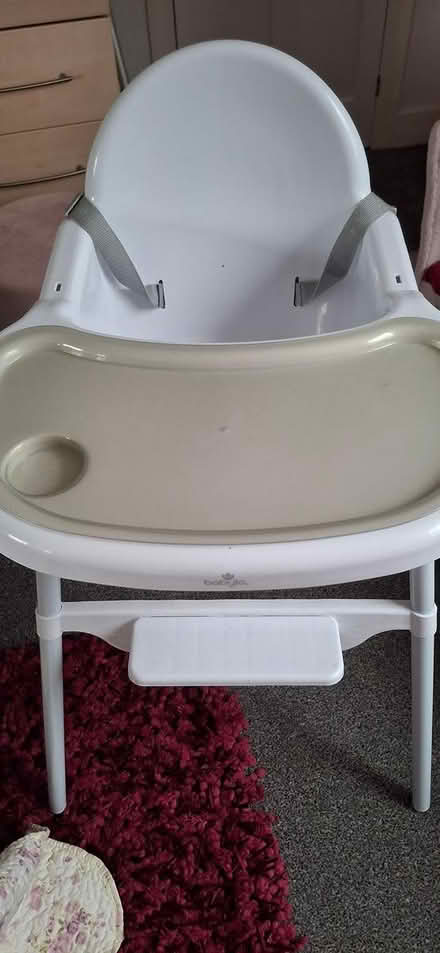 Photo of free High Chair (Landarcy SA10) #1