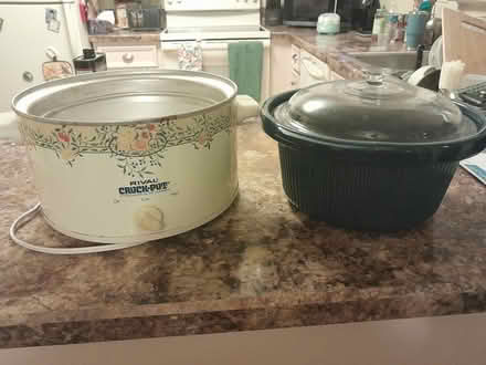Photo of free Rival crock pot (Amber meadows 21702) #1