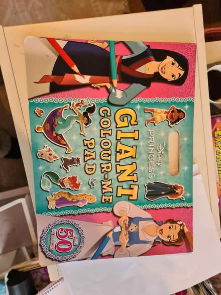 Photo of free Giant colouring pad (Hook roundabout KT9) #1