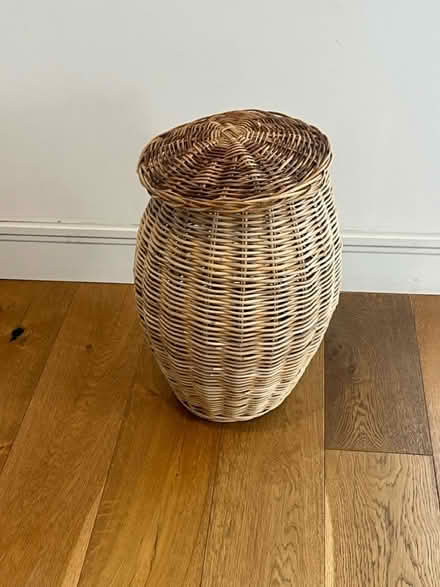 Photo of free Wicker basket round (East Dulwich) #1