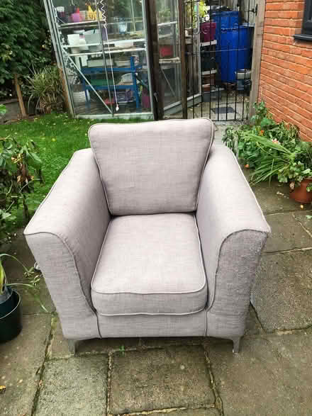 Photo of free Chair (SY22) #1