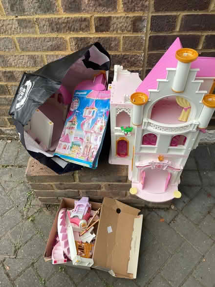 Photo of free Playmobil princess castle (St Stephens AL3) #1