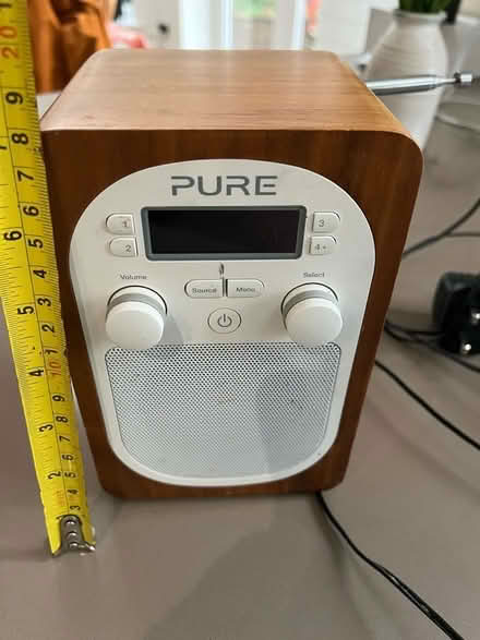 Photo of free DAB radio (Barnard's Green WR14) #1