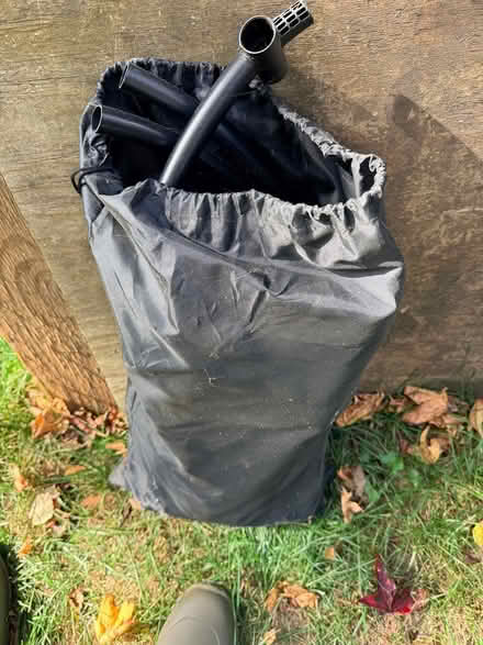 Photo of free Disc (golf?) combo set (Courts of Four Seasons) #3