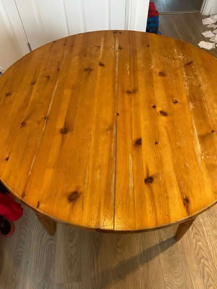 Photo of free Small round table (DE55 7aa De557aa) #2
