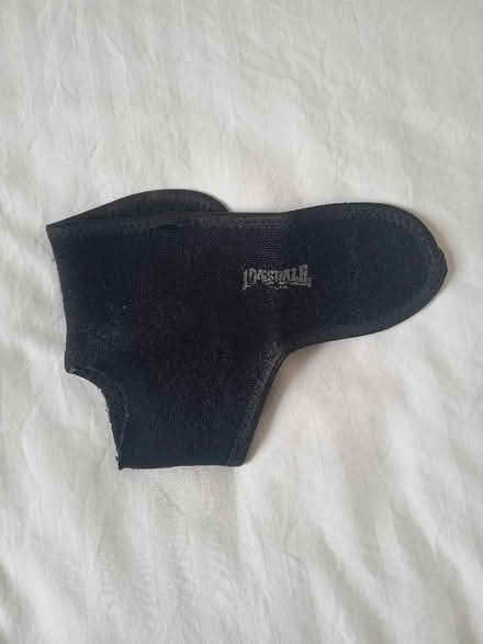 Photo of free Neoprene ankle support (Shandon EH11) #1