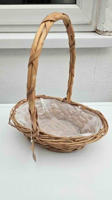 Photo of free Wicker basket (RG4) #1