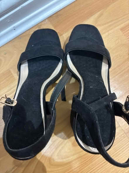 Photo of free Heels size 38 (RG30) #2