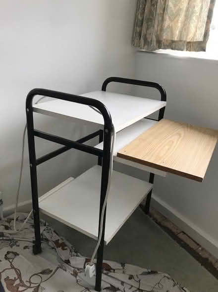 Photo of free Small desk with electric sockets (Kidlington OX5) #2