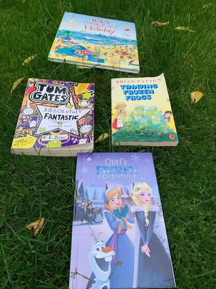 Photo of free Childrens books can seperate (Emsworth) #1