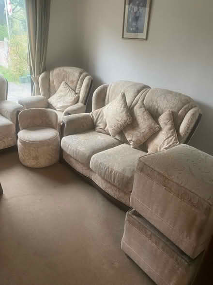 Photo of free Settee and chairs (Ambergate DE56) #1