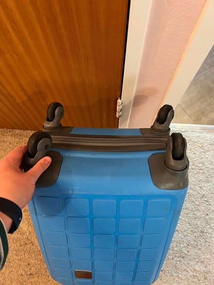 Photo of free Cabin size bag (one handle broken) (Croham CR2) #2