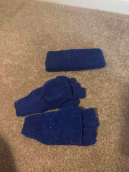 Photo of free Blue gloves and head band (warmth) (Glen Burnie) #1