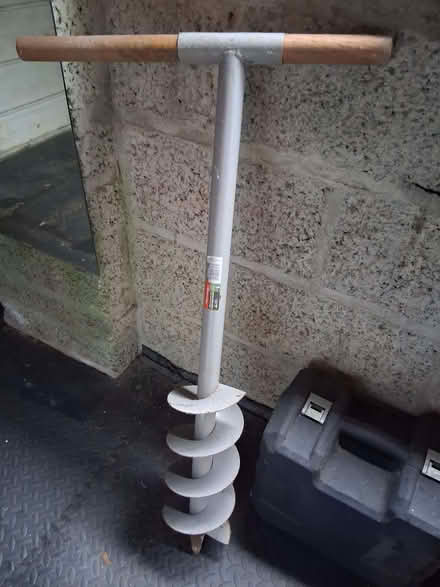 Photo of free Post hole auger (for building fences) (BT8) #1