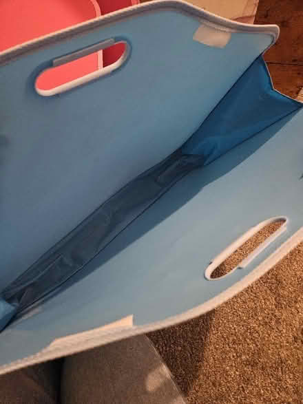 Photo of free Art folder with handle (Frindsbury Extra ME2) #2