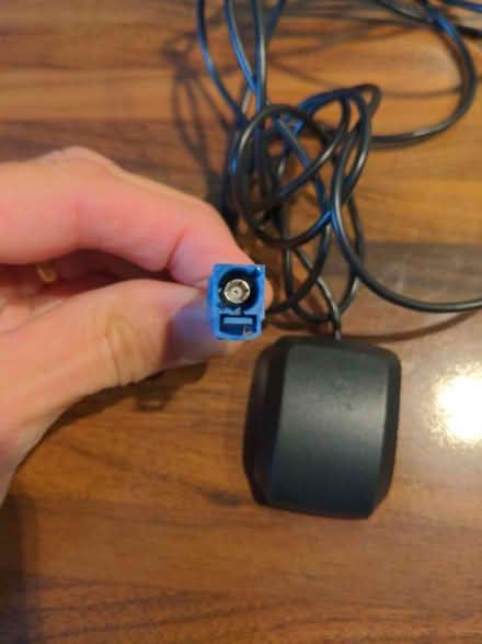Photo of free GPS antenna receiver for cars (Fareham PO16) #2