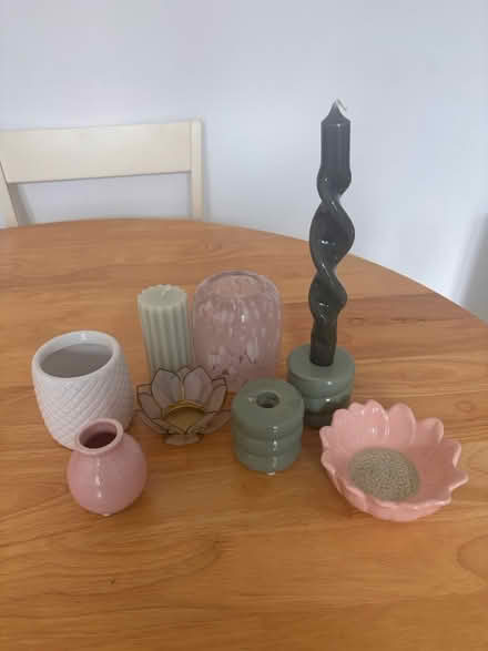 Photo of free Home decor (Clapham South, SW12) #1