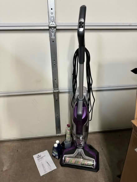 Photo of free Bissell floor cleaner (Lynnwood, Ash Way area) #2
