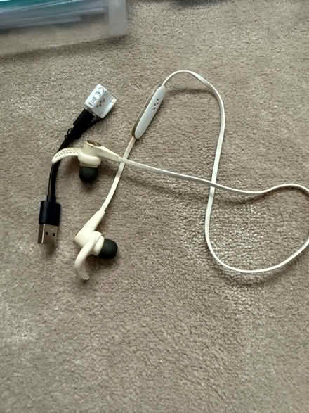 Photo of free BT headphones Jaybird 2 (Kilburn) #1
