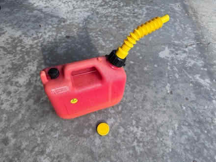 Photo of free Portable 1 imp gal gas container (Alta Vista) #1