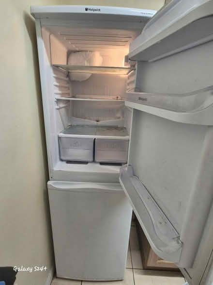 Photo of free Hotpoint fridge freezer (Hampton PE7) #2
