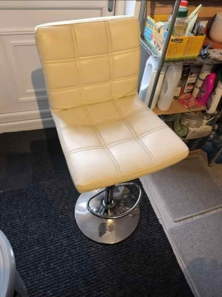 Photo of free 1x Leather breakfast barstool (Ilford IG1) #1
