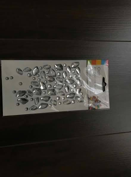 Photo of free stick-on jewels (N16) #1