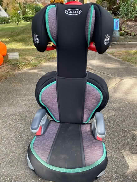 Photo of free Child’s Car seat (Media, 19063) #2