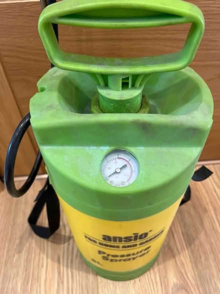 Photo of free Garden pressure sprayer. (Perivale W13) #2
