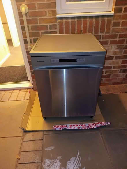 Photo of free Working Hisense dishwasher (Teignmouth TQ14) #1