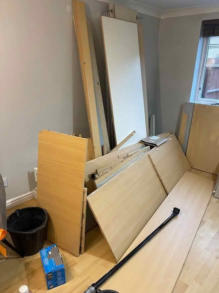Photo of free USED MDF various sizes (Dunstable LU6) #1