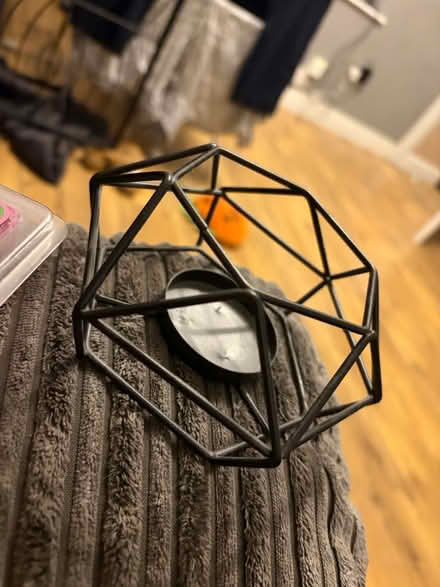 Photo of free Wax melt holder and wax melts (Kidderminster DY10) #4