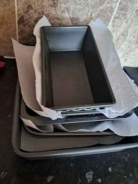 Photo of free Collection of oven tins (Southport PR8) #2