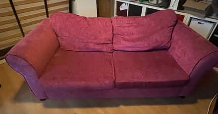 Photo of free Double soda bed (Southcote RG30 3) #1