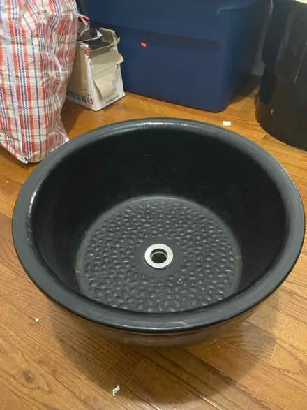 Photo of free Salon pedicure bowl (East bronx) #1