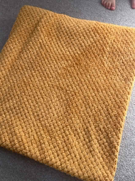 Photo of free Throw or cover (Craigour EH17) #3