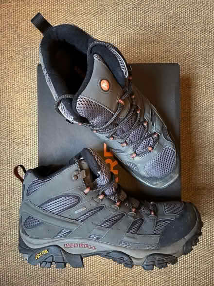 Photo of free Mens Merrell Walking Boots Size 10 (Malvern WR14) #2