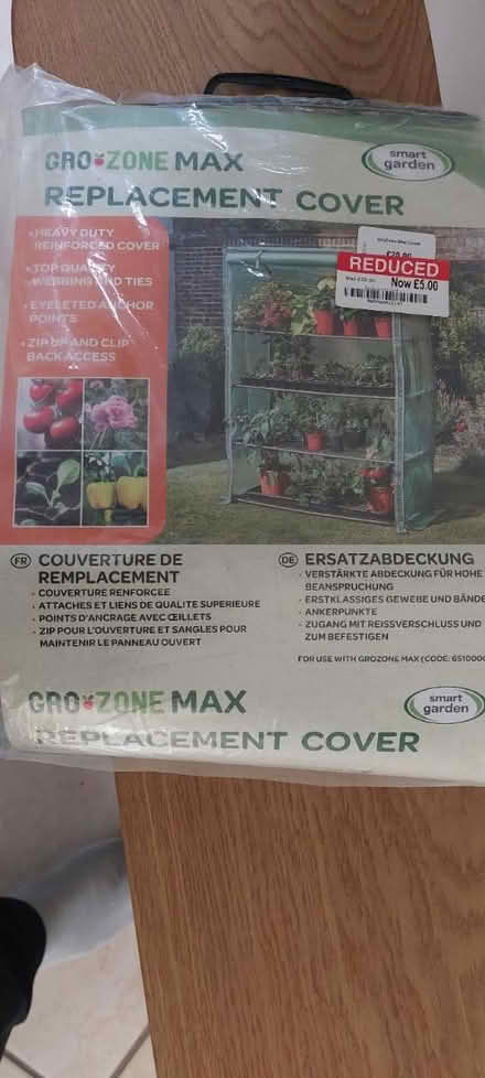 Photo of free Growzone plastic greenhouse (North Oxford OX2) #2