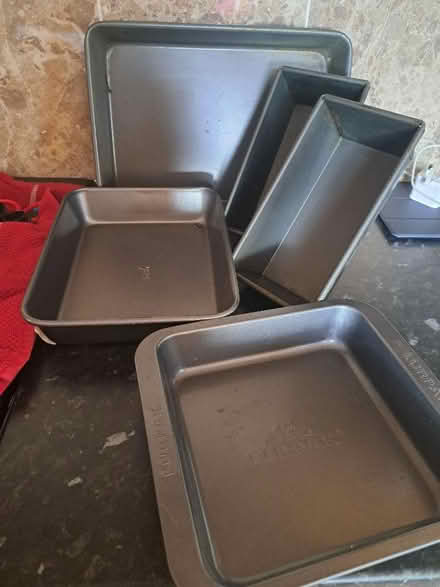 Photo of free Collection of oven tins (Southport PR8) #1