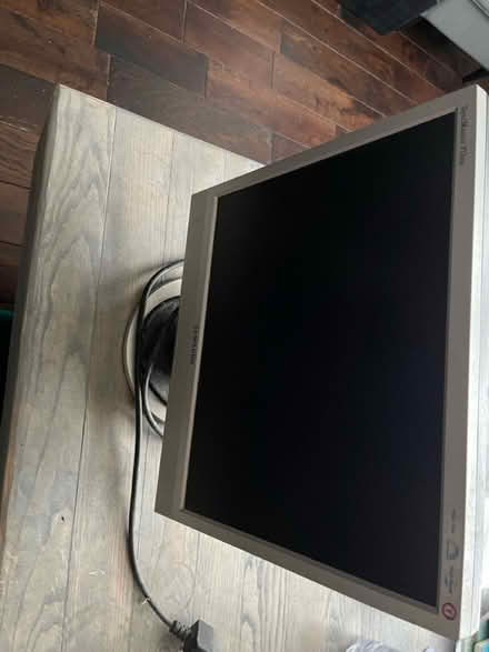 Photo of free 17 inch computer monitor (Lochfield Paisley) #1