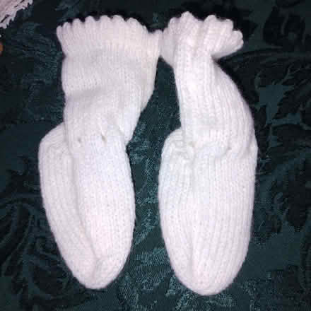 Photo of free White Knitted Baby Booties (Rayleigh SS6) #1
