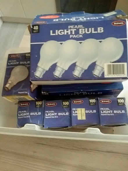 Photo of free Variety of incadescent light bulbs (Beauchief, S8) #1