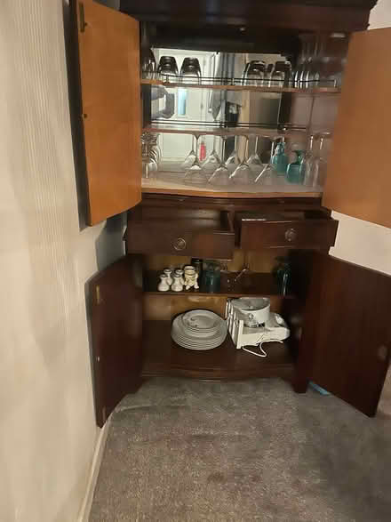 Photo of free Vintage drinks cabinet (Methilhill KY8) #2