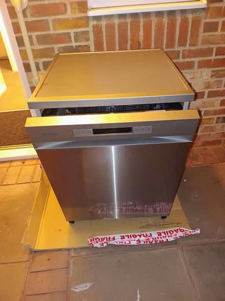Photo of free Working Hisense dishwasher (Teignmouth TQ14) #3