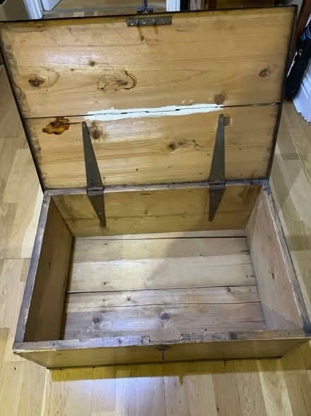 Photo of free Solid pine chest (Headington Quarry OX3) #4