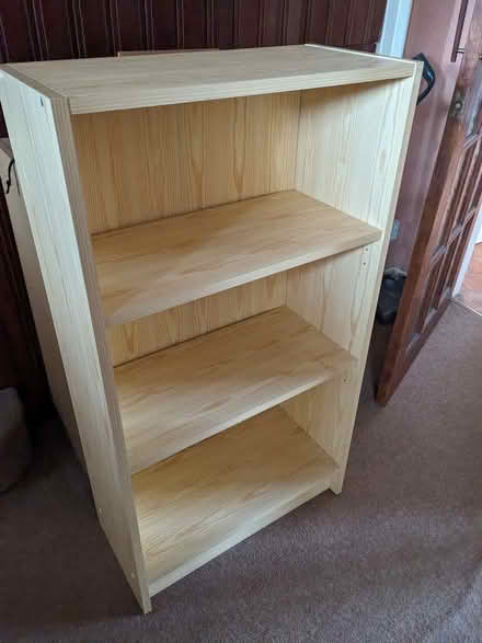 Photo of free Pine effect bookcase (CT10) #1