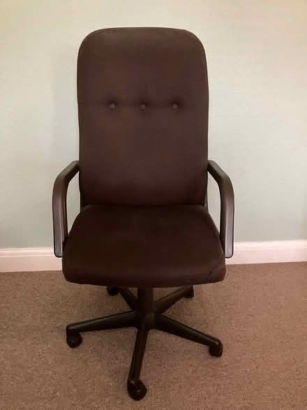 Photo of free Office chair (Ludlow SY8) #1