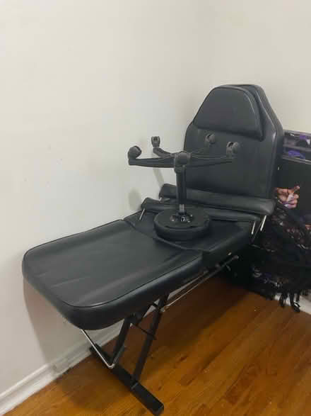 Photo of free Spa bed/ chair (East bronx) #2
